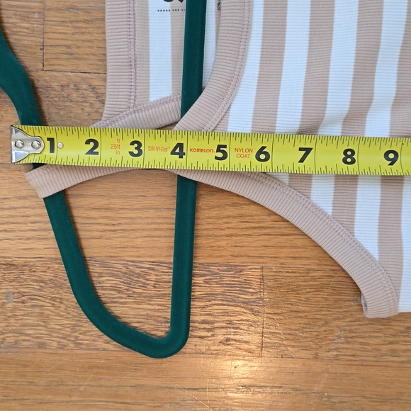 SO BRAND WOMENS JUNIOR SIZE TAN AND WHITE STRIPES TANK TOP SIZE LARGE - Picture 11 of 13